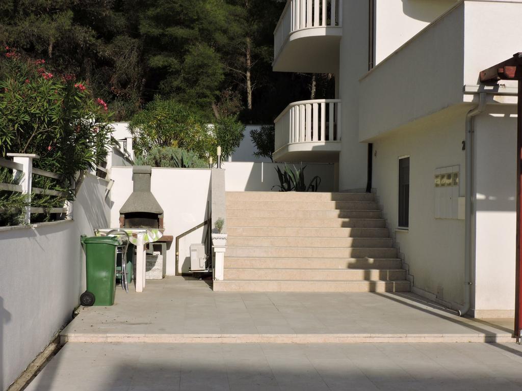 Villa Bianca Трогир Екстериор снимка