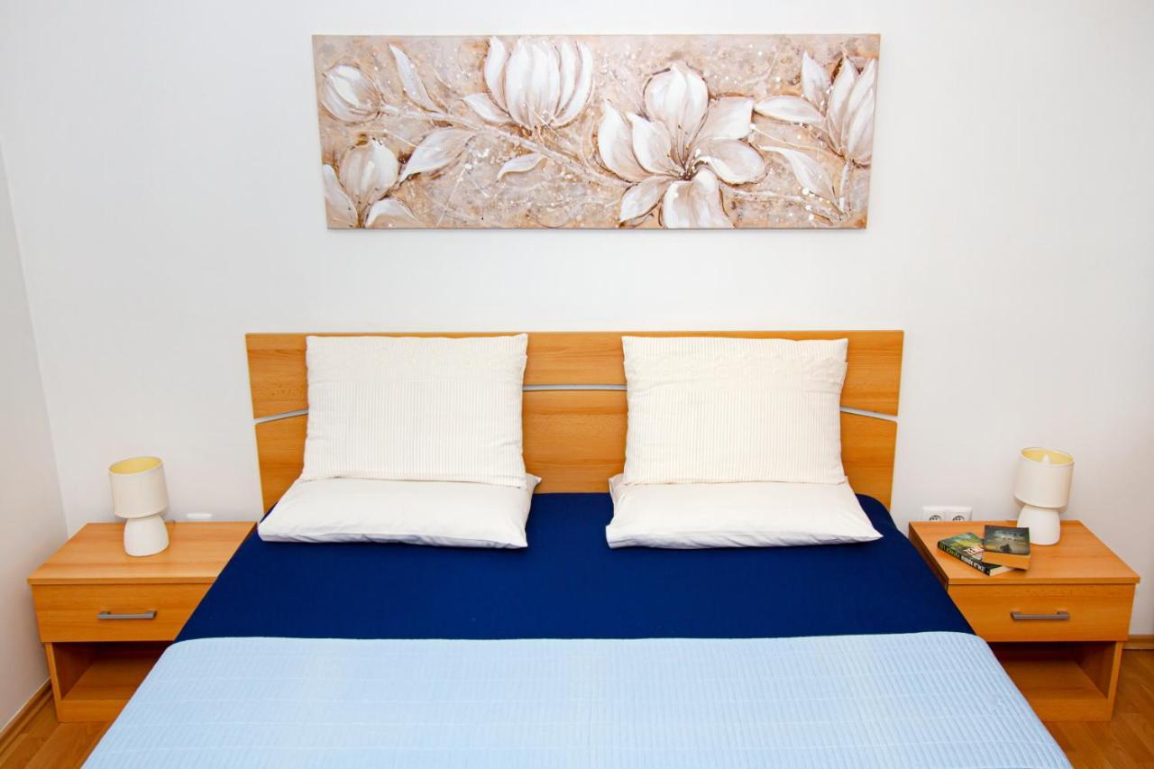 Villa Bianca Трогир Екстериор снимка