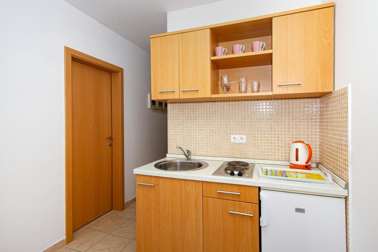 Villa Bianca Трогир Екстериор снимка