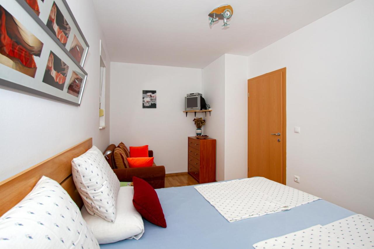 Villa Bianca Трогир Екстериор снимка