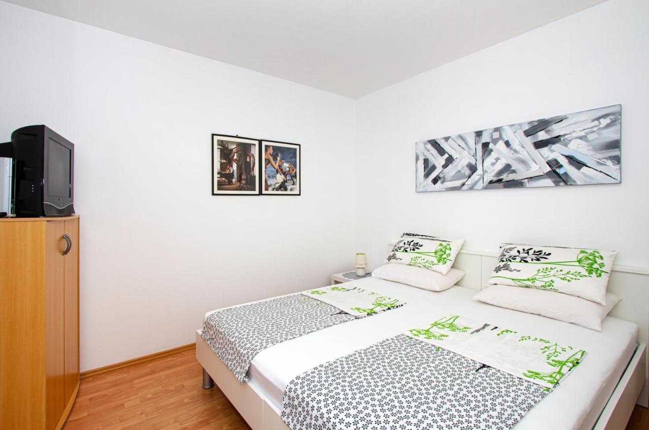 Villa Bianca Трогир Екстериор снимка