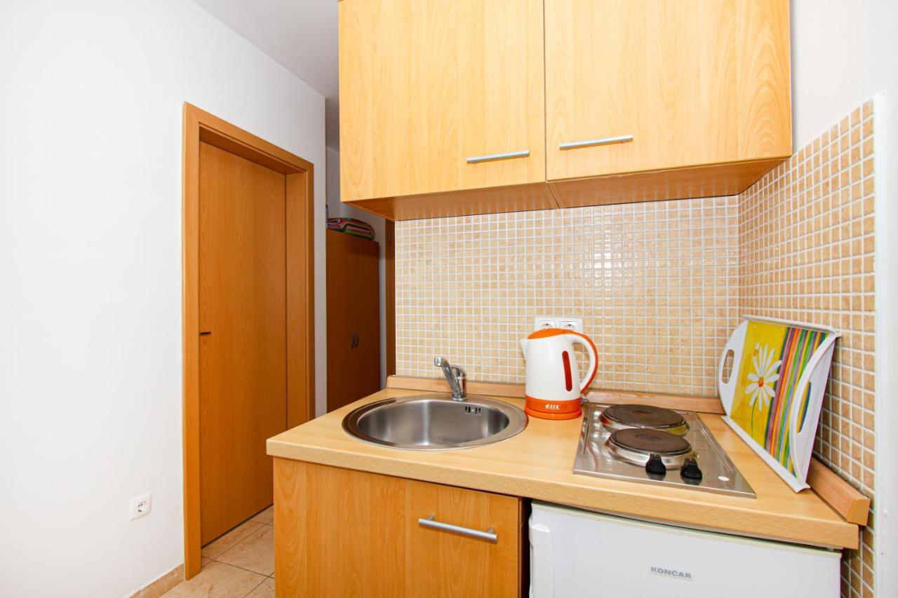 Villa Bianca Трогир Екстериор снимка