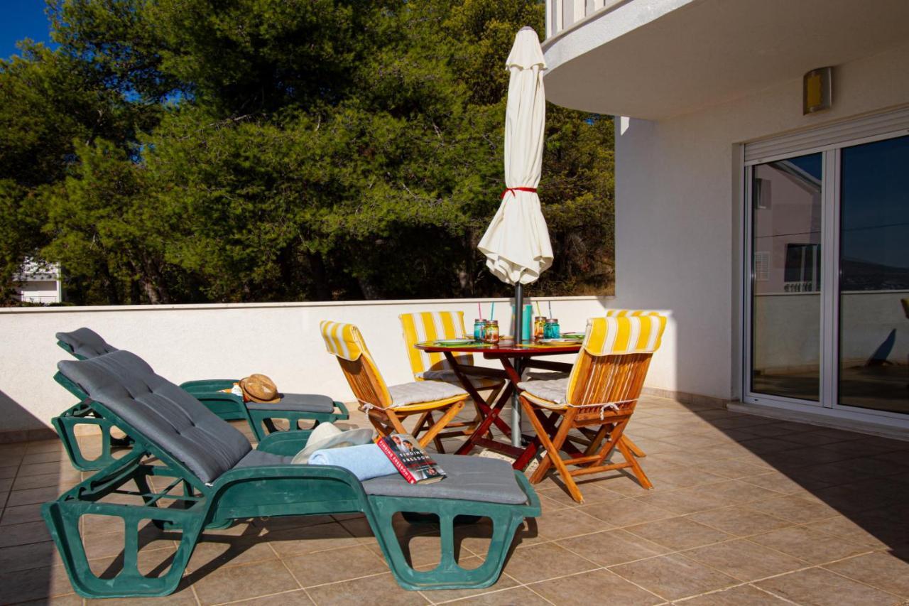 Villa Bianca Трогир Екстериор снимка