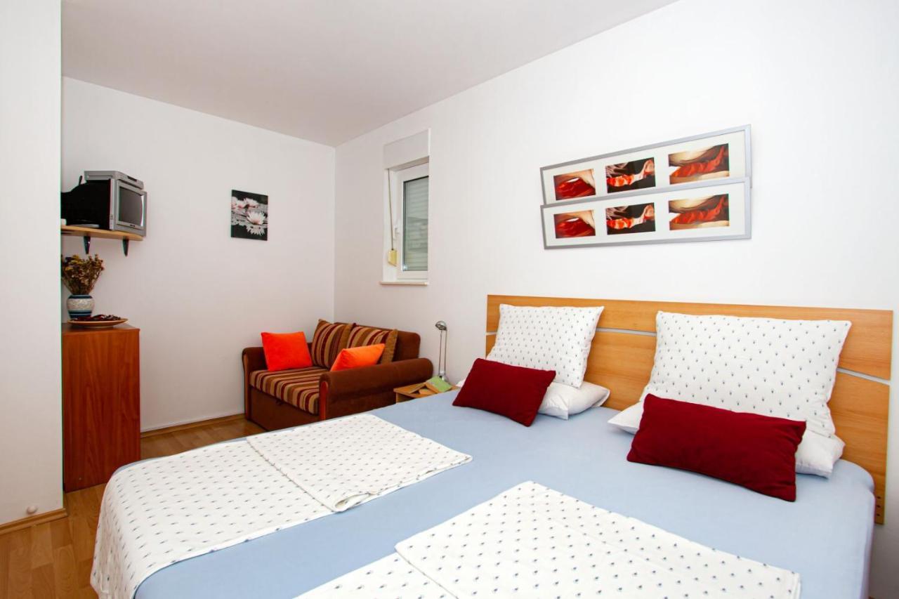Villa Bianca Трогир Екстериор снимка