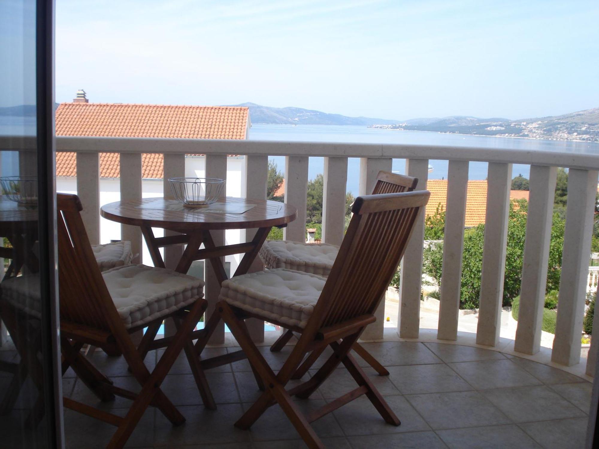 Villa Bianca Трогир Екстериор снимка