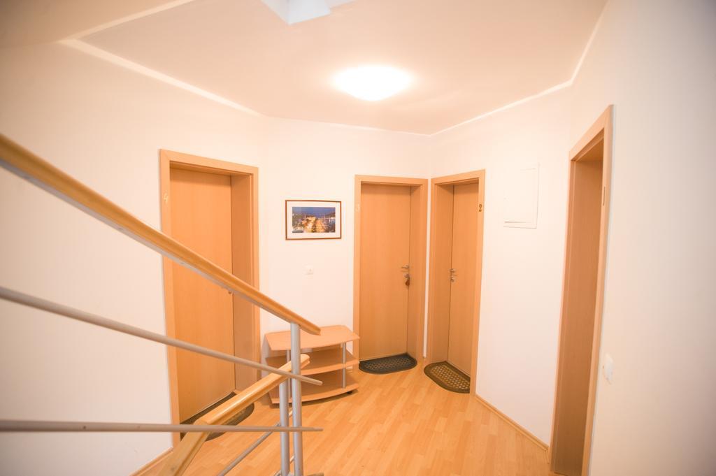 Villa Bianca Трогир Екстериор снимка