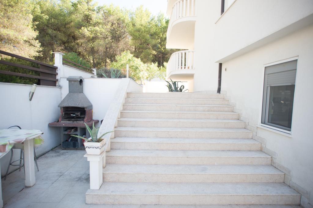 Villa Bianca Трогир Екстериор снимка